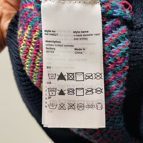 Unisex Wesc Pop Smiley Face Sweater Vest Size Medium/Large - Picture 4 of 6